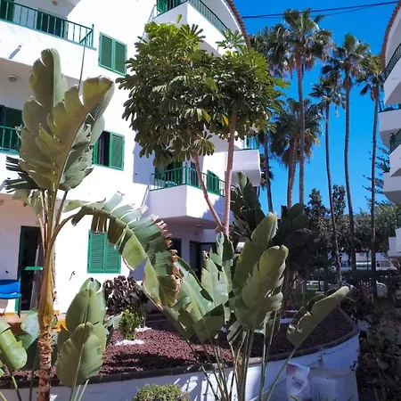 Canarian Havaii En Faluas * Playa del Ingles (Gran Canaria)