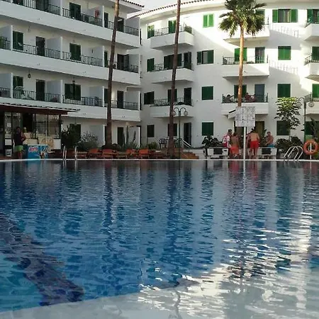 Canarian Havaii En Faluas Playa del Ingles (Gran Canaria)